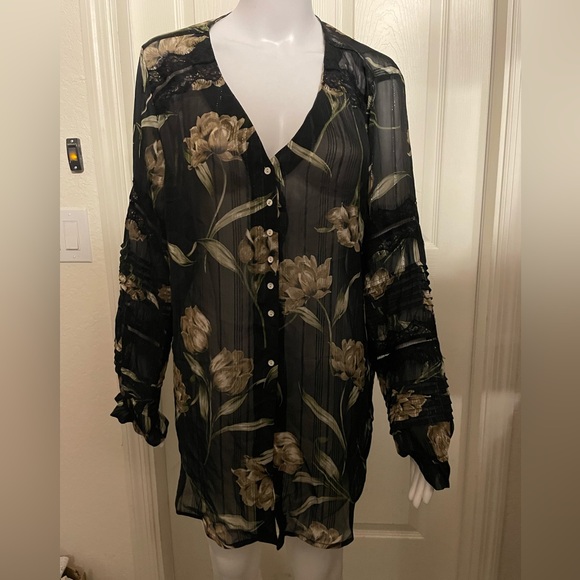 Fig & Flower Anthropologie black sheer button up chiffon blouse w floral print - Picture 1 of 12